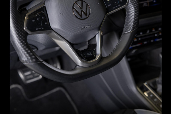 Volkswagen Tiguan 1.5 TSI 2x R-Line Blackstyle / 150pk / Panorama dak / Stoel en stuurverwarming / Head-up display /
