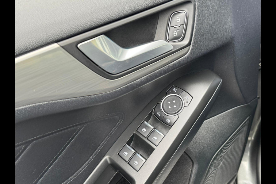Ford FOCUS Wagon 1.5 ECOBOOST 150PK TITANIUM BUSINESS TREKHAAK/NAVI/PDC/STUURVERW.