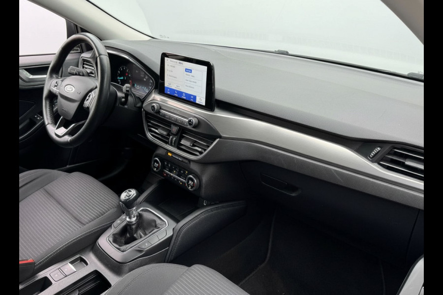 Ford FOCUS Wagon 1.5 ECOBOOST 150PK TITANIUM BUSINESS TREKHAAK/NAVI/PDC/STUURVERW.