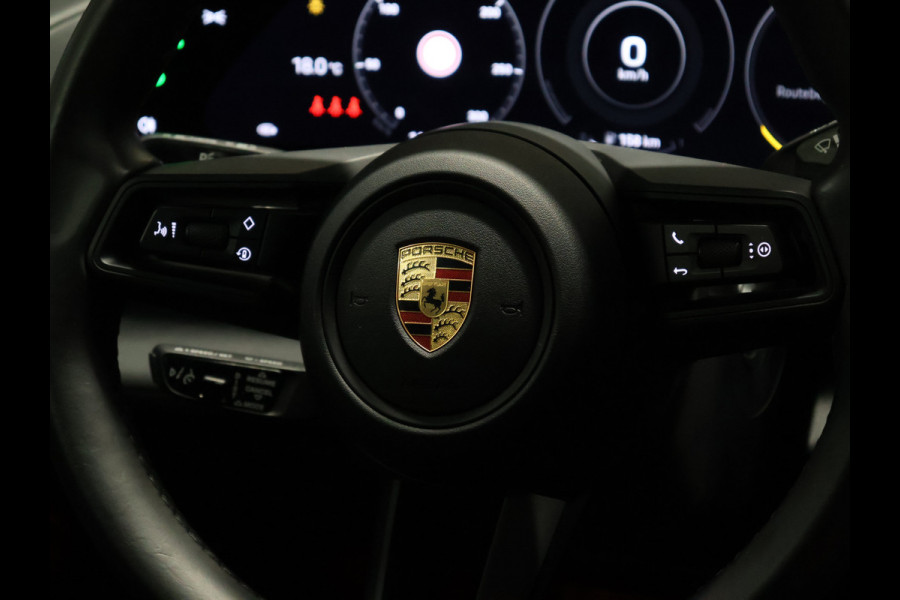 Porsche Taycan Cross Turismo 4 93 kWh [LUCHTVERING, ADAPTIVE CRUISE, MEMORY SEATS, APPLE CARPLAY, ANDROID, CAMERA, PDC V+A, STOELVERWARMING, DIGITAL DASH, MULTIFUNCTIONEEL STUURWIEL, ELEKTRISCHE ACHTERKLEP, NAVIGATIE, NIEUWSTAAT]