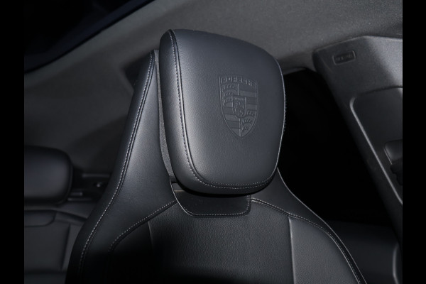 Porsche Taycan Cross Turismo 4 93 kWh [LUCHTVERING, ADAPTIVE CRUISE, MEMORY SEATS, APPLE CARPLAY, ANDROID, CAMERA, PDC V+A, STOELVERWARMING, DIGITAL DASH, MULTIFUNCTIONEEL STUURWIEL, ELEKTRISCHE ACHTERKLEP, NAVIGATIE, NIEUWSTAAT]