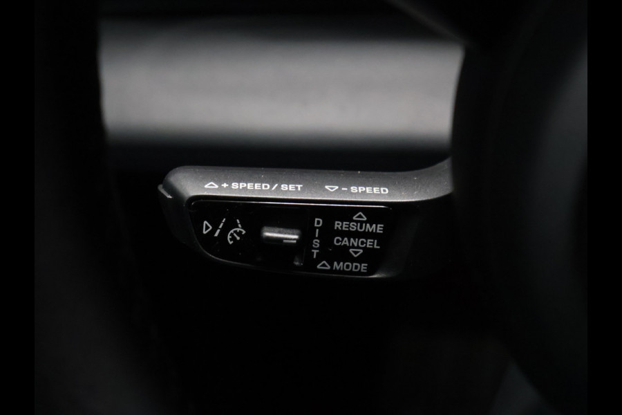 Porsche Taycan Cross Turismo 4 93 kWh [LUCHTVERING, ADAPTIVE CRUISE, MEMORY SEATS, APPLE CARPLAY, ANDROID, CAMERA, PDC V+A, STOELVERWARMING, DIGITAL DASH, MULTIFUNCTIONEEL STUURWIEL, ELEKTRISCHE ACHTERKLEP, NAVIGATIE, NIEUWSTAAT]