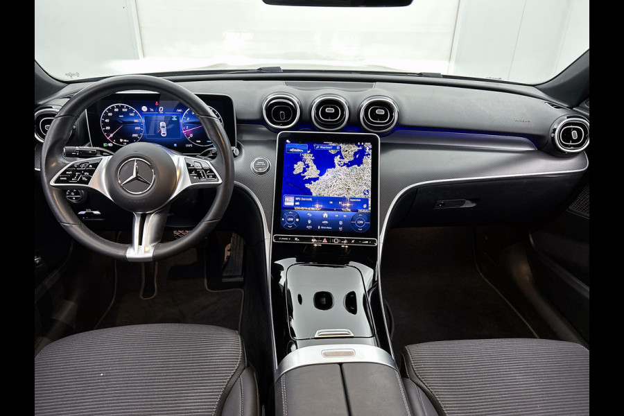 Mercedes-Benz C-Klasse 180 Star Edition | Lichtmetalen velgen | Navigatie | Parking support  met camera achter | Inclusief 24 maanden MB Certified garantie voor Europa.