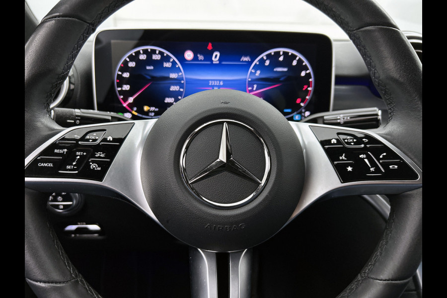 Mercedes-Benz C-Klasse 180 Star Edition | Lichtmetalen velgen | Navigatie | Parking support  met camera achter | Inclusief 24 maanden MB Certified garantie voor Europa.