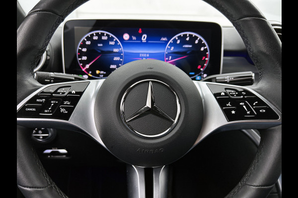 Mercedes-Benz C-Klasse 180 Star Edition | Lichtmetalen velgen | Navigatie | Parking support  met camera achter | Inclusief 24 maanden MB Certified garantie voor Europa.