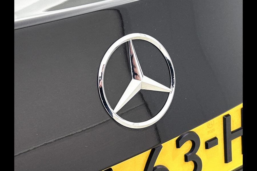 Mercedes-Benz C-Klasse 180 Star Edition | Lichtmetalen velgen | Navigatie | Parking support  met camera achter | Inclusief 24 maanden MB Certified garantie voor Europa.