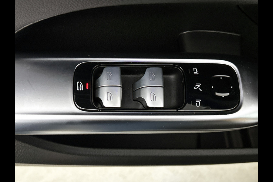 Mercedes-Benz C-Klasse 180 Star Edition | Lichtmetalen velgen | Navigatie | Parking support  met camera achter | Inclusief 24 maanden MB Certified garantie voor Europa.