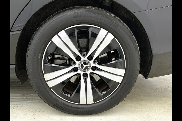 Mercedes-Benz C-Klasse 180 Star Edition | Lichtmetalen velgen | Navigatie | Parking support  met camera achter | Inclusief 24 maanden MB Certified garantie voor Europa.