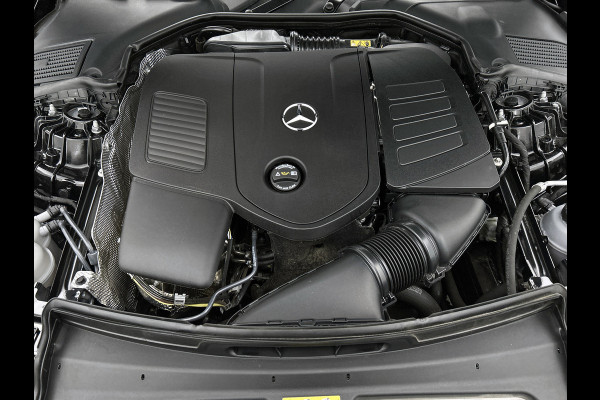 Mercedes-Benz C-Klasse 180 Star Edition | Lichtmetalen velgen | Navigatie | Parking support  met camera achter | Inclusief 24 maanden MB Certified garantie voor Europa.