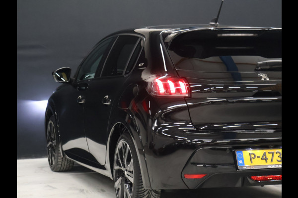 Peugeot 208 1.2 GT Pack [PANORAMADAK, CAMERA, APPLE CARPLAY, TREKHAAK, ANDROID, PDC, STOELVERWARMING, CRUISE, LANE ASSIST, MULTI FUNCTIONEEL STUURWIEL, LED, AUTOMAAT, NAVIGATIE, NIEUWSTAAT]