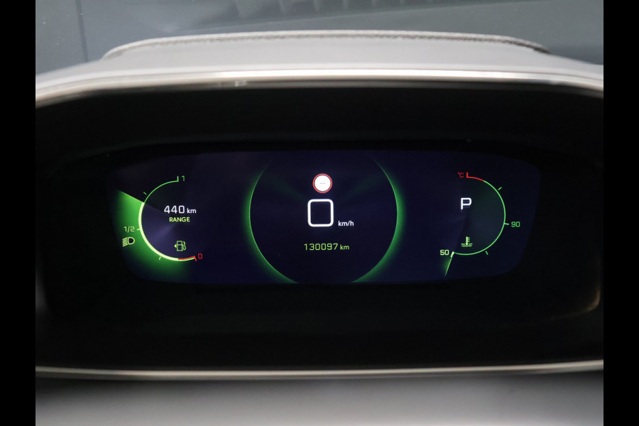 Peugeot 208 1.2 GT Pack [PANORAMADAK, CAMERA, APPLE CARPLAY, TREKHAAK, ANDROID, PDC, STOELVERWARMING, CRUISE, LANE ASSIST, MULTI FUNCTIONEEL STUURWIEL, LED, AUTOMAAT, NAVIGATIE, NIEUWSTAAT]