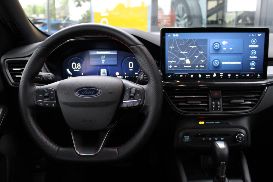 Ford Focus 1.0 EcoBoost Hybrid ST Line X | Panoramadak | Matrix | Winterpack |