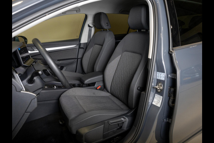 Volkswagen Golf Variant 1.5 eTSI Life Edition / 150pk / Stoel en stuur verwarming /