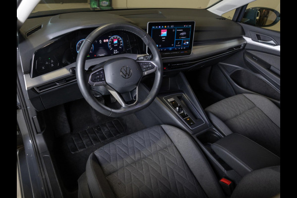 Volkswagen Golf Variant 1.5 eTSI Life Edition / 150pk / Stoel en stuur verwarming /