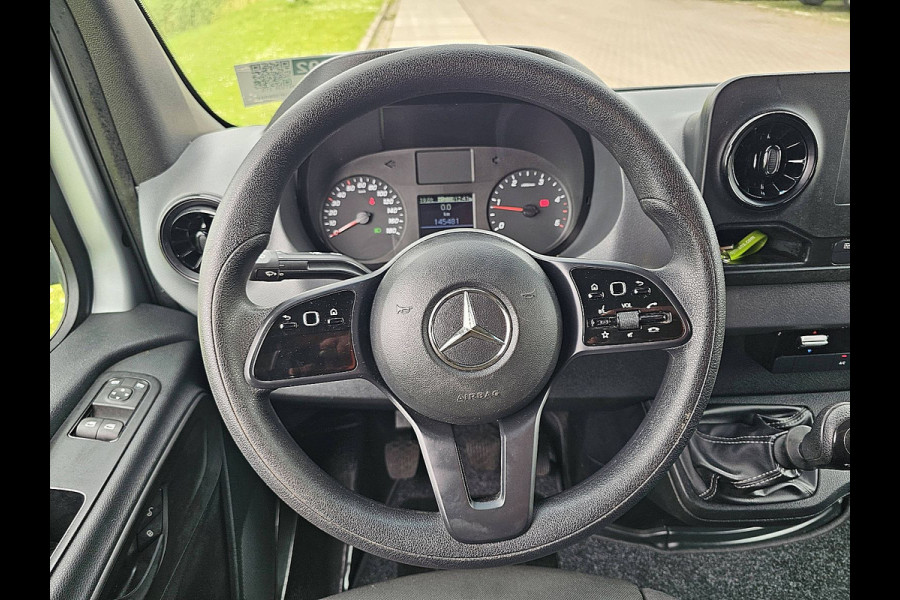 Mercedes-Benz Sprinter 315 1.9 CDI L2H1 RWD L2H1 RWD Mbux Airco Euro6 Trekhaak Camera 1e Eigenaar