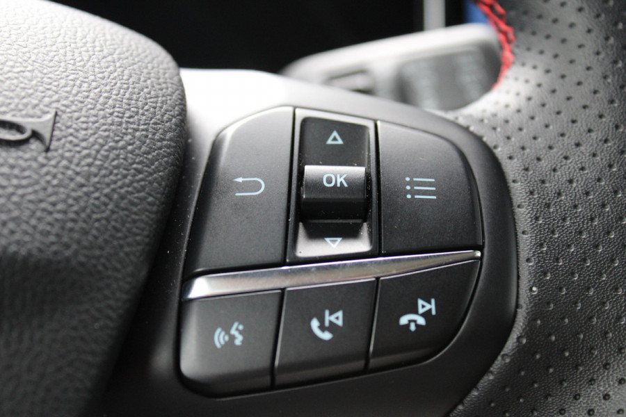 Ford Focus 1.0 EcoBoost Hybrid ST Line X | Panoramadak | Matrix | Winterpack |