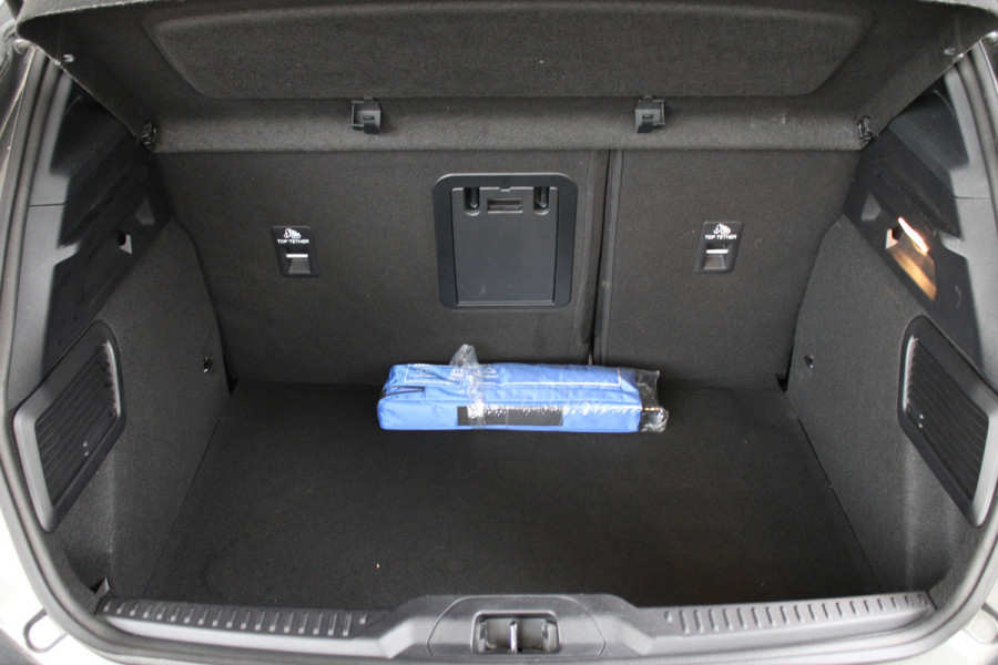 Ford Focus 1.0 EcoBoost Hybrid ST Line X | Panoramadak | Matrix | Winterpack |