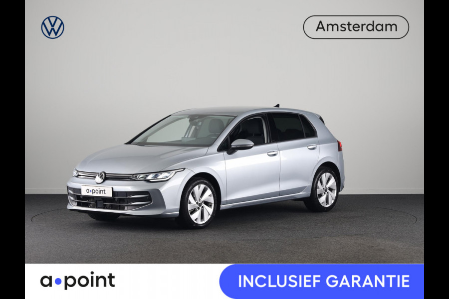 Volkswagen Golf Life Edition 1.5 TSI 85 kW 116 pk | Verlengde garantie | Navigatie via App | Parkeersensoren | Achteruitrijcamera | Stoel/stuur verwarming |