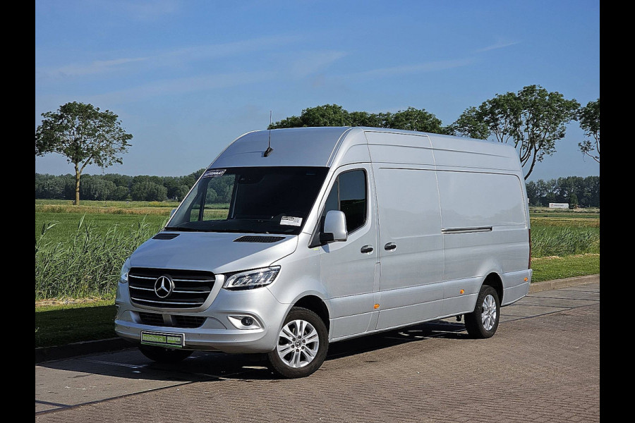 Mercedes-Benz Sprinter 319 1.9 CDI L3H2 RWD L3H2 Maxi LED 2x Schuif 3.5t-Trekhaak Mbux10 Distronic AAC 360 Camera Navi LM Velgen 190 PK