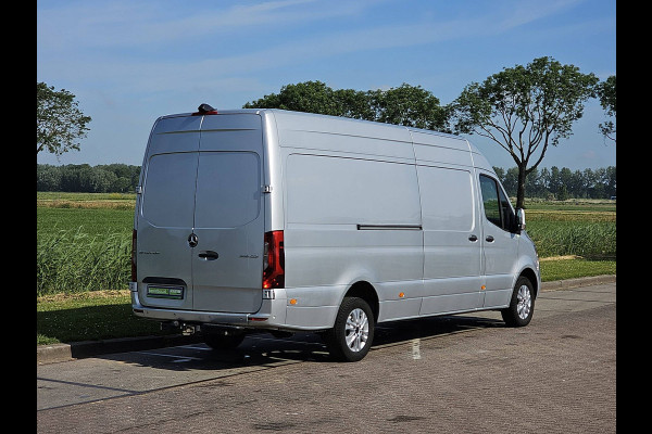 Mercedes-Benz Sprinter 319 1.9 CDI L3H2 RWD L3H2 Maxi LED 2x Schuif 3.5t-Trekhaak Mbux10 Distronic AAC 360 Camera Navi LM Velgen 190 PK