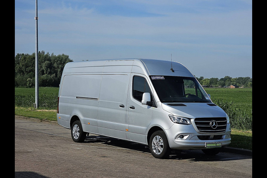 Mercedes-Benz Sprinter 319 1.9 CDI L3H2 RWD L3H2 Maxi LED 2x Schuif 3.5t-Trekhaak Mbux10 Distronic AAC 360 Camera Navi LM Velgen 190 PK