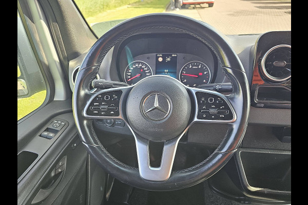 Mercedes-Benz Sprinter 319 1.9 CDI L3H2 RWD L3H2 Maxi LED 2x Schuif 3.5t-Trekhaak Mbux10 Distronic AAC 360 Camera Navi LM Velgen 190 PK