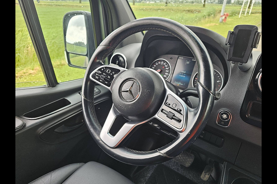 Mercedes-Benz Sprinter 319 3.0 V6 L3H2 Maxi LED  Automaat 3.5t-Trekhaak Mbux10 Navi Airco Cruise Control Camera Euro6 190 PK