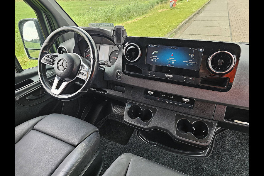 Mercedes-Benz Sprinter 319 3.0 V6 L3H2 Maxi LED  Automaat 3.5t-Trekhaak Mbux10 Navi Airco Cruise Control Camera Euro6 190 PK