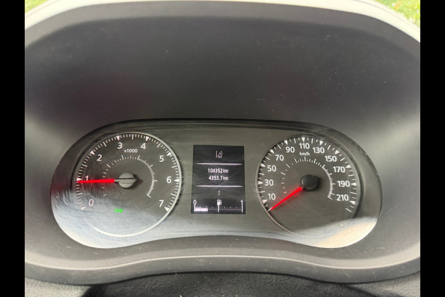 Renault Master T33 2.3 dCi 135 L2H2 Work Edition |'' 104.000 KM '' + Achteruitrijcamera Nu € 13.999,- EX BTW