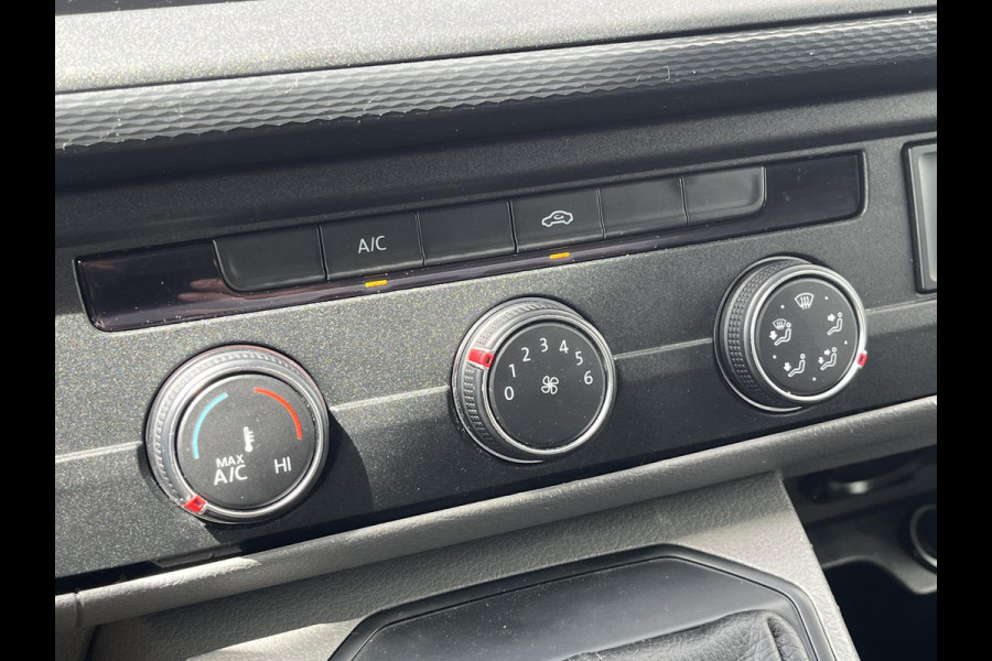 Volkswagen Transporter 2.0 TDI L1H1*4MOTION*ACC*NAVI*HAAK*A/C*CARPLAY*LM*