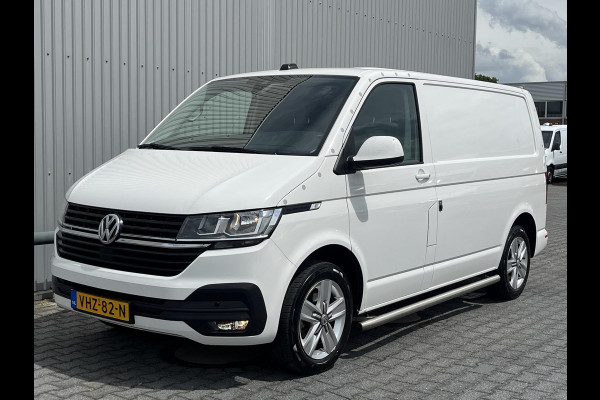 Volkswagen Transporter 2.0 TDI L1H1*4MOTION*ACC*NAVI*HAAK*A/C*CARPLAY*LM*