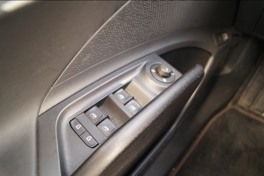 Škoda ENYAQ iV 80 First Edition -SOH93%-LEER-LED-TREKHAAK-ECC-