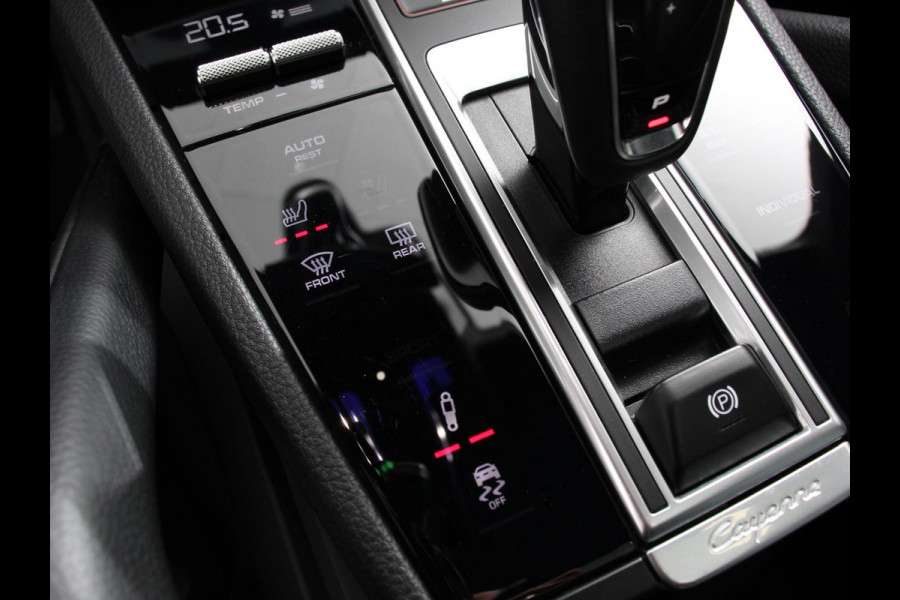 Porsche Cayenne Coupé 3.0 E-Hybrid 476pk Platinum Edition Leder Panorama dak Luchtvering Comfortstoelen Electrische Navigatie Climate Control Cruise control Lichtmetalen velgen Apple Carplay/ Android Auto