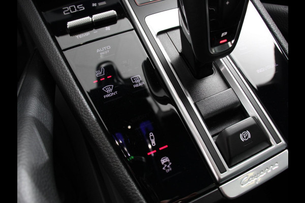 Porsche Cayenne Coupé 3.0 E-Hybrid 476pk Platinum Edition Leder Panorama dak Luchtvering Comfortstoelen Electrische Navigatie Climate Control Cruise control Lichtmetalen velgen Apple Carplay/ Android Auto