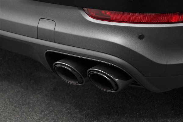 Porsche Cayenne Coupé 3.0 E-Hybrid 476pk Platinum Edition Leder Panorama dak Luchtvering Comfortstoelen Electrische Navigatie Climate Control Cruise control Lichtmetalen velgen Apple Carplay/ Android Auto