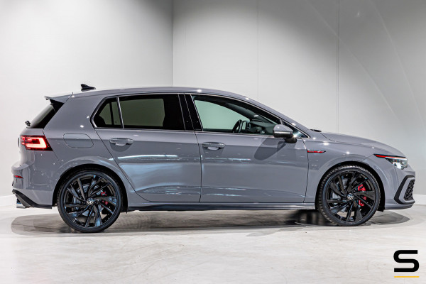 Volkswagen Golf 2.0 TSI GTI|Cam|Trekhaak|Acc|Dealer onderhou