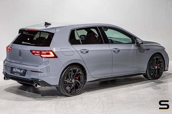 Volkswagen Golf 2.0 TSI GTI|Cam|Trekhaak|Acc|Dealer onderhou