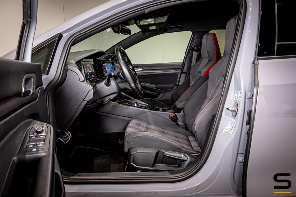 Volkswagen Golf 2.0 TSI GTI|Cam|Trekhaak|Acc|Dealer onderhou