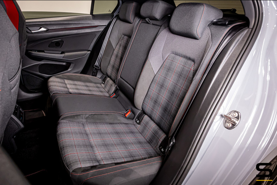 Volkswagen Golf 2.0 TSI GTI|Cam|Trekhaak|Acc|Dealer onderhou