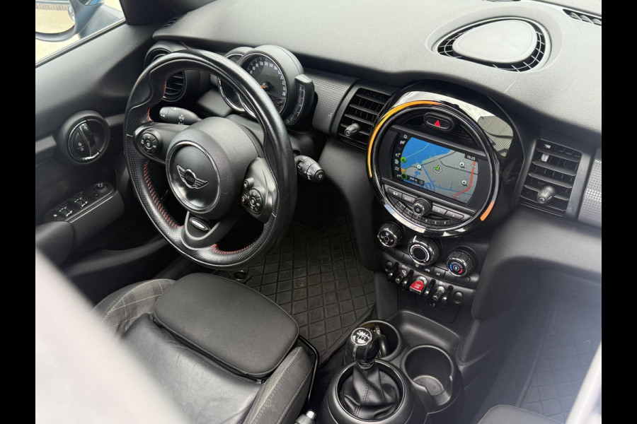 MINI 5-deurs 1.5 Cooper 2e Eigenaar|Cruise|Pano|PDC|Navi|Elek ramen|N.A.P|APK tot 11-2026