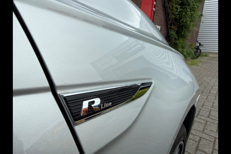 Volkswagen Polo 1.0 TSI Highline Business R - Navi - Parkeerhulp - Climate - Org.NL