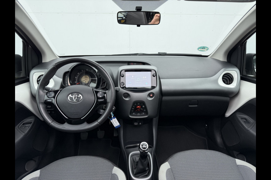 Toyota Aygo 1.0 VVT-i x-joy cabrio | CarPlay | Bluetooth | Clima | DAB+ | LED