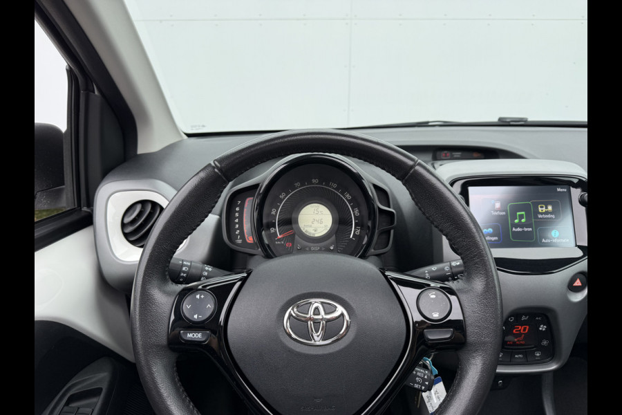 Toyota Aygo 1.0 VVT-i x-joy cabrio | CarPlay | Bluetooth | Clima | DAB+ | LED