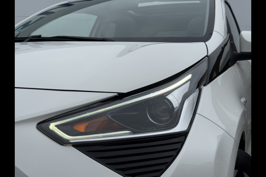 Toyota Aygo 1.0 VVT-i x-joy cabrio | CarPlay | Bluetooth | Clima | DAB+ | LED