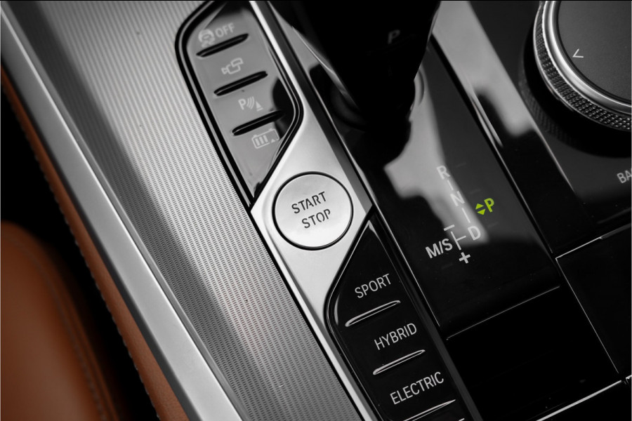 BMW X5 xDrive45e High Executive M-Sport Laser HUD Memory Trekhaak