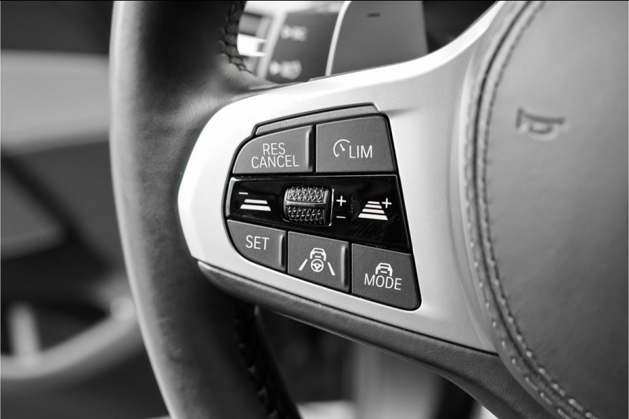 BMW X5 xDrive45e High Executive M-Sport Laser HUD Memory Trekhaak