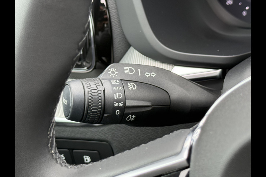 Volvo XC60 2.0 T6 Plug-in hybrid AWD Plus Black Edition | Pano | Pilot Assit | Memory | H/K Audio | 21 inch