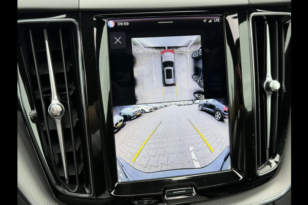 Volvo XC60 2.0 T6 Plug-in hybrid AWD Plus Black Edition | Pano | Pilot Assit | Memory | H/K Audio | 21 inch