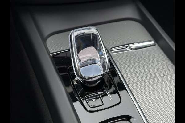 Volvo XC60 2.0 T6 Plug-in hybrid AWD Plus Black Edition | Pano | Pilot Assit | Memory | H/K Audio | 21 inch