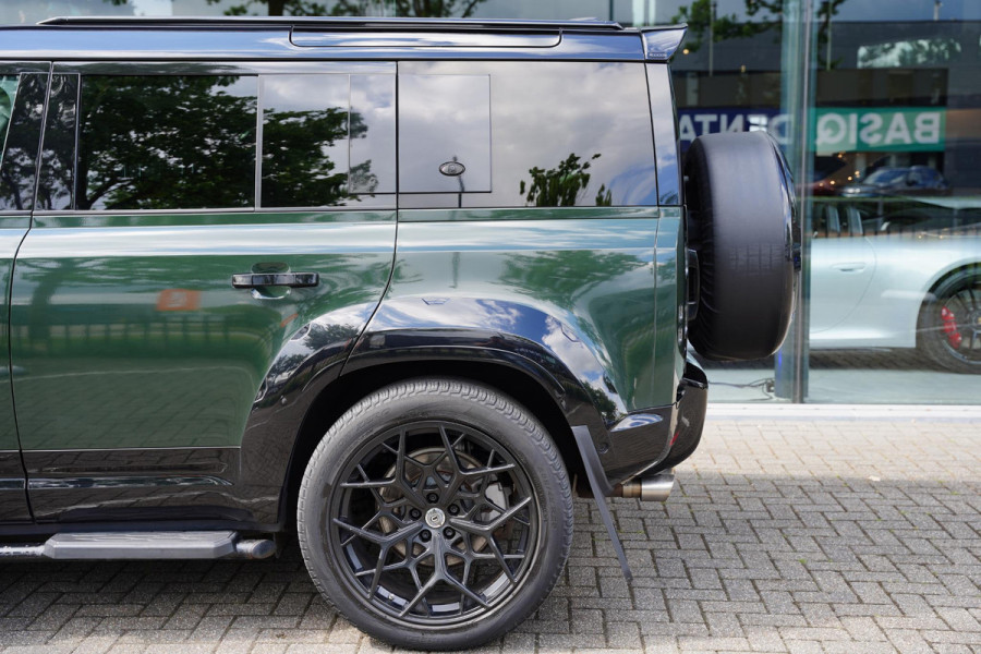 Land Rover Defender P400 110 X-Dynamic 7p. GERESERVEERD